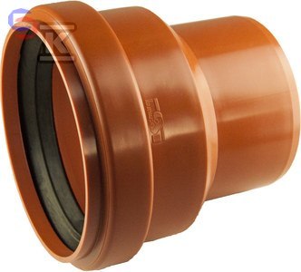 KACZMAREK KG Złącze kamionka-PVC 136x110 mm kanalizacja zewnętrzna